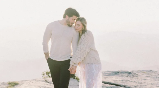 How Each Zodiac's Life Is Radiantly Different (If They Would Give Their Worries To God)