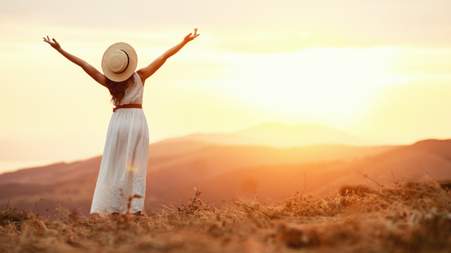 4 Zodiac Signs Will Soon Receive A Life-Changing Offer at Their Door
