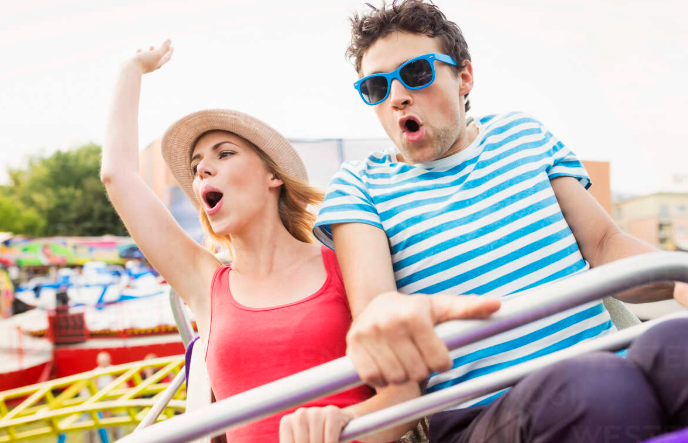 5 Zodiac Signs That Require Their Partner to Be Their Best Friend