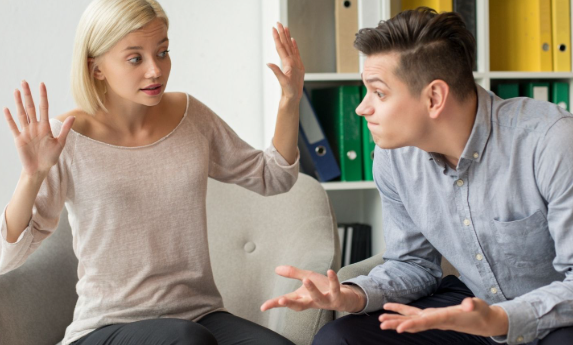 Emotional Showdowns: How Each Zodiac Signs Argue and Make Up